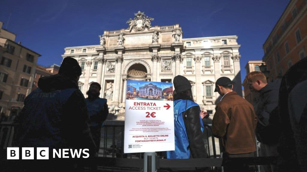 Rome Visitors Split Over New €2 Fee to Access Trevi Fountain Viewing Area