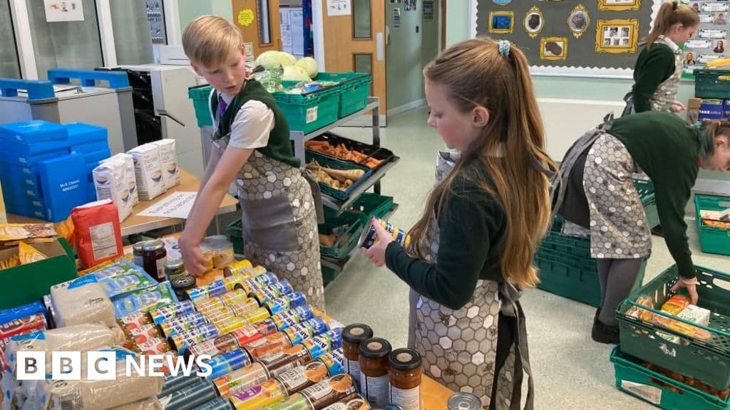 North Yorkshire Schools Provide Weekly Food Pantries Supporting Families