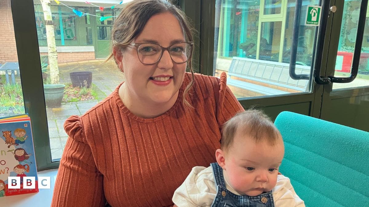 Cynllun 'Bwndeli Babi' i Famau Newydd yn Dechrau mewn Rhannau o Gymru