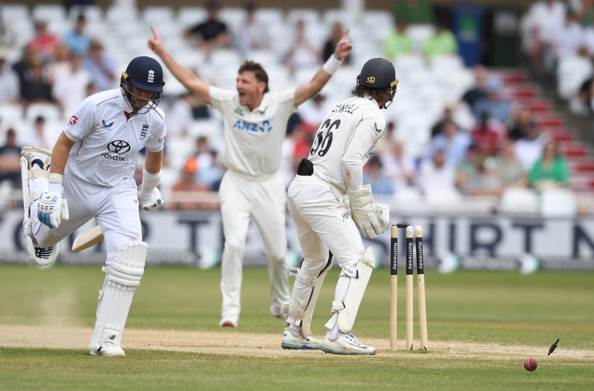Joe Root is run out during the final day of the 3rd Test between England and New Zealand.