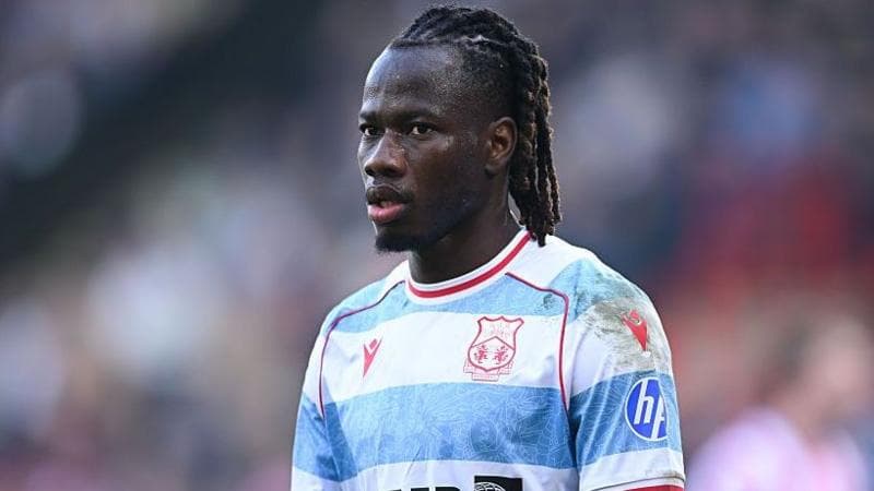 Issa Kabore in action for Wrexham in 2025-26