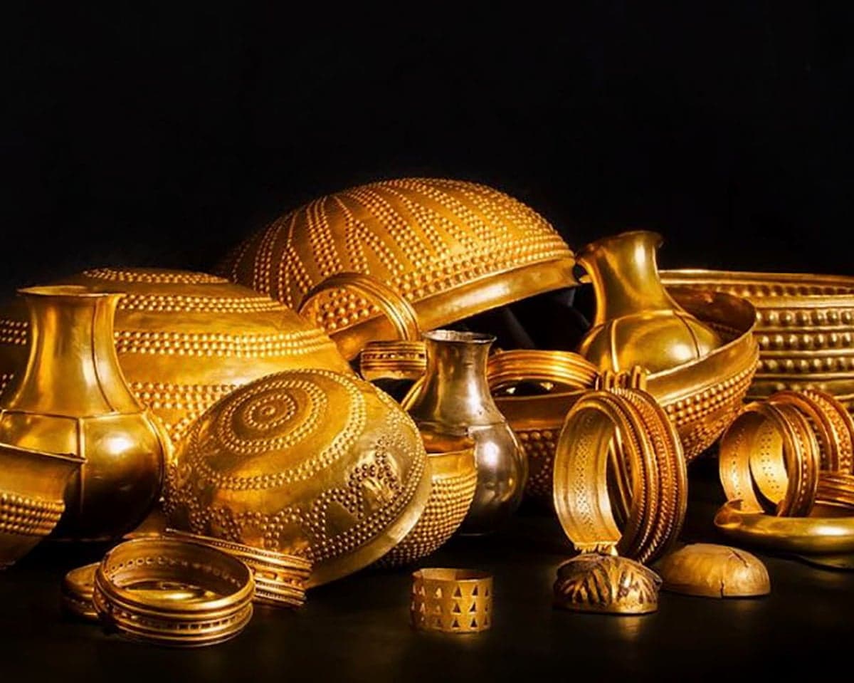 Gold vases, bowls, bracelets and ornaments from the Treasure of Villena sit piled together