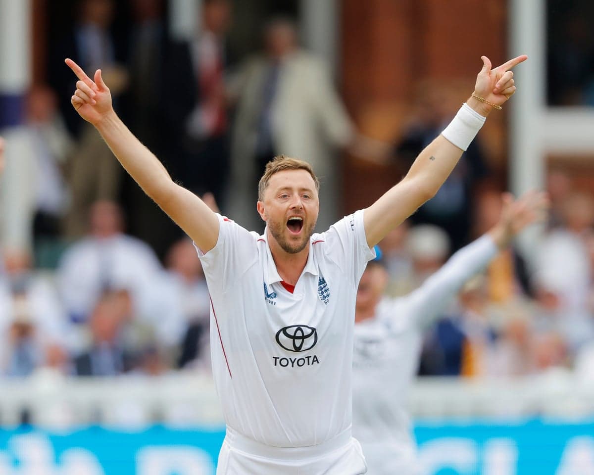 Ollie Robinson successfully appeals for lbw against Saud Shakeel of Pakistan