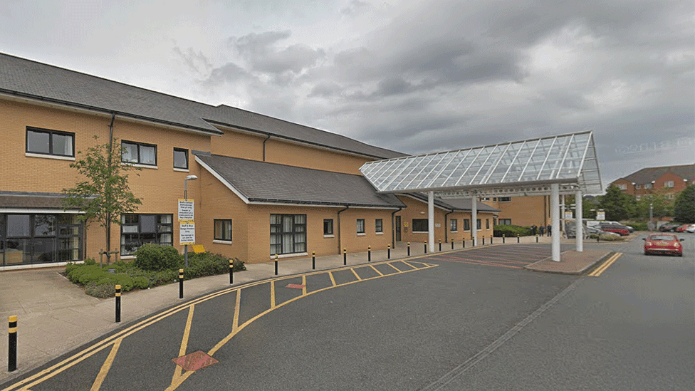 St David's Hospital building exterior