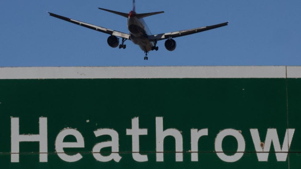 A passenger plane makes its landing approach to Heathrow Airport in London, UK on 9 September, 2026