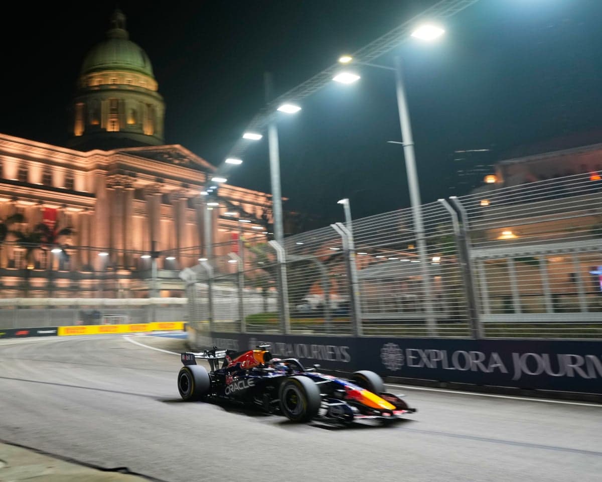 Max Verstappen on his way to pole for the sprint race in Singapore