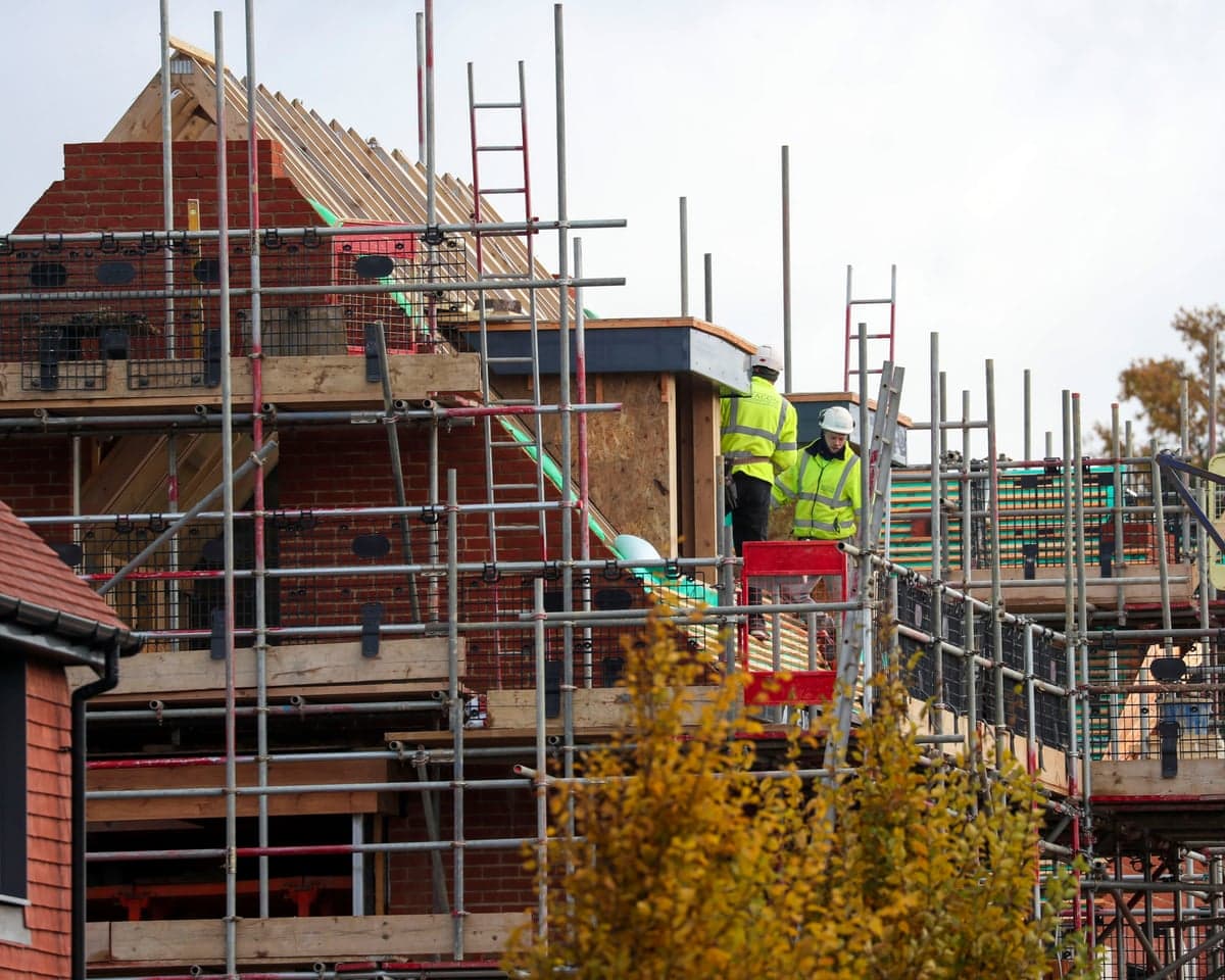 Builders working on new-build homes