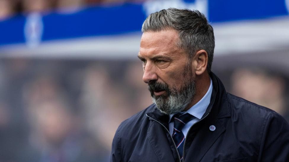 Derek McInnes on the touchline