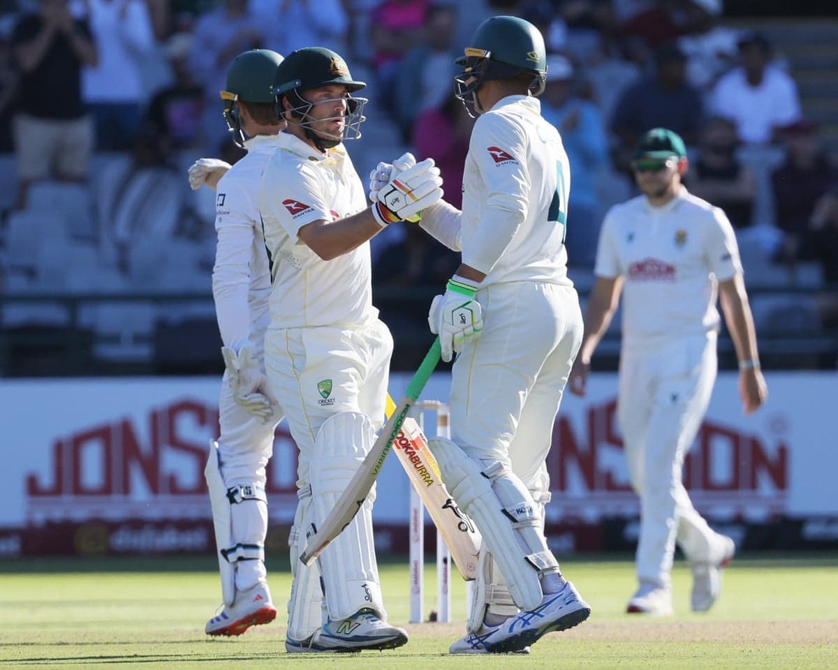 Josh Inglis and Alex Carey bat as South Africa host Australia on day three of the third Test at Newlands in Cape Town