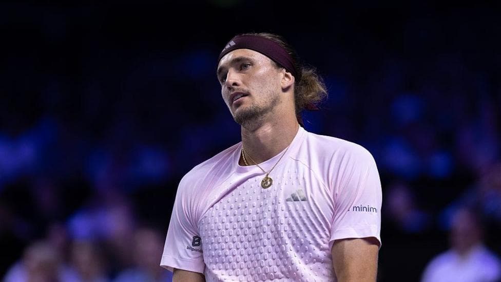 Alexander Zverev in action at the Vienna Open